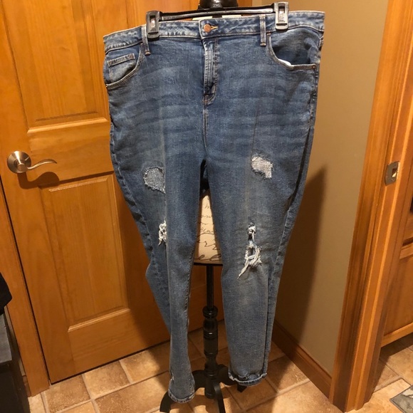 Old Navy Denim - Old Navy woman’s jeans